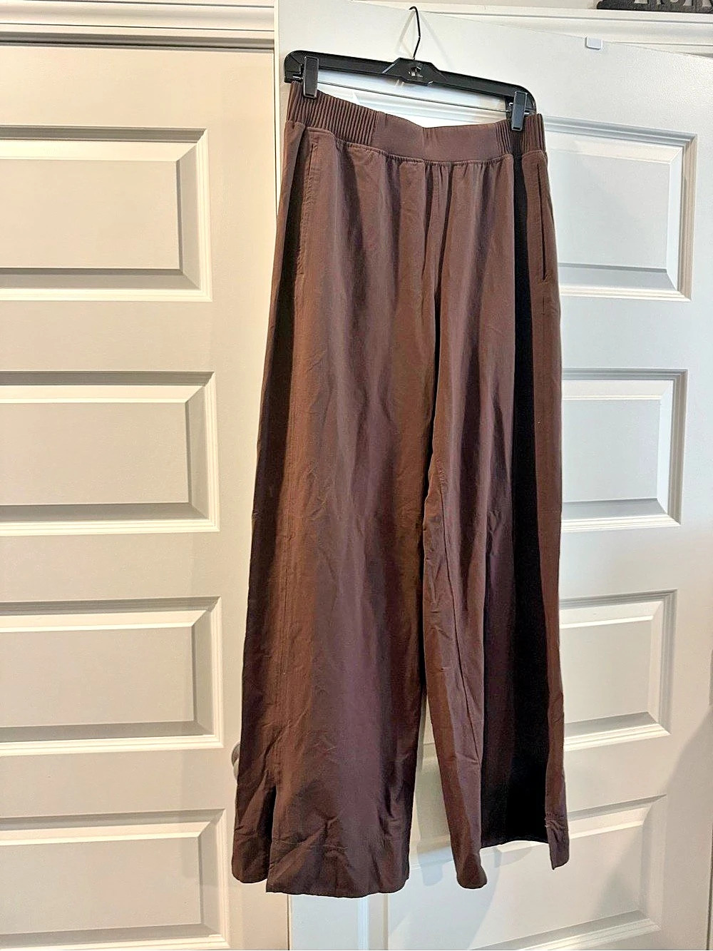 Lululemon Stretch Woven Wide-Leg High-Rise Pant Brown